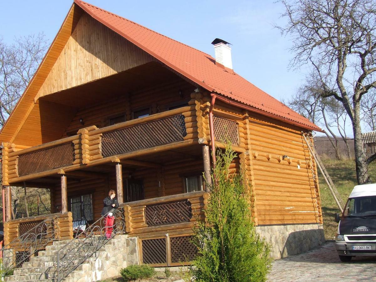 Творча Садиба Svalyava Exterior foto